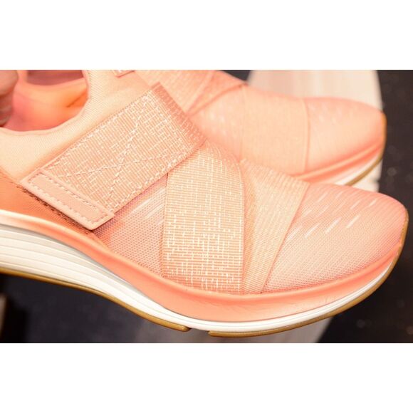 Tiem Core‎ Latus All Purpose Training Sneakers Salmon Pink Size 5.5 Retail $120 - Picture 1 of 9